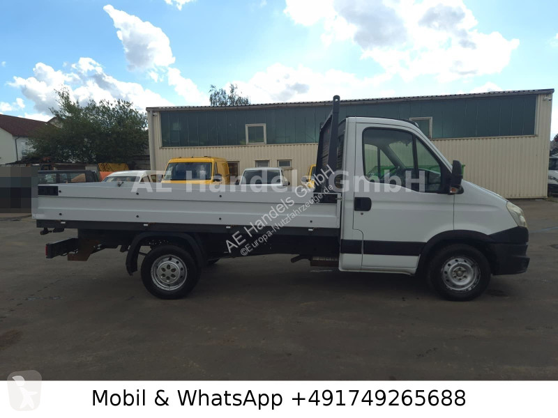 Véhicule utilitaire Iveco 35S13