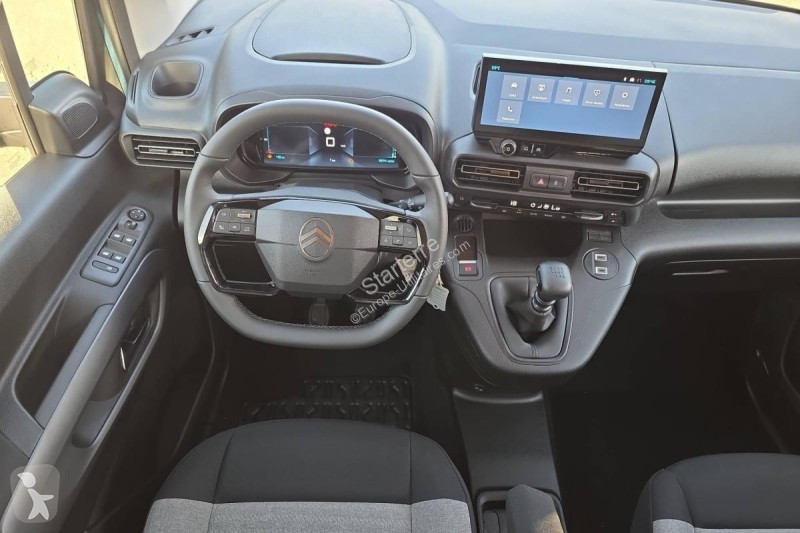 Véhicule utilitaire Citroën  BERLINGO CABINE...