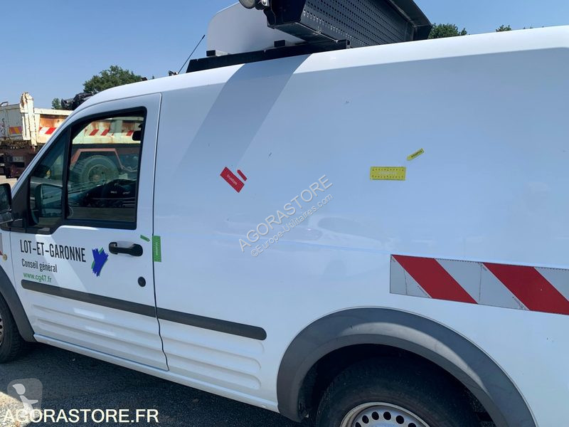 Véhicule utilitaire Ford T.CONNECT