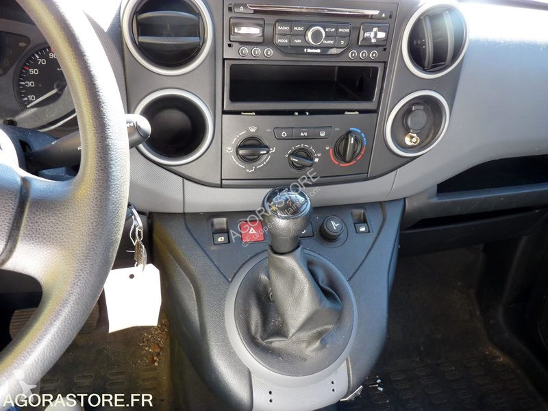 Véhicule utilitaire Citroën BERLINGO