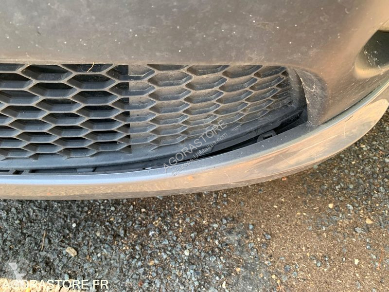Véhicule utilitaire Renault TRAFIC