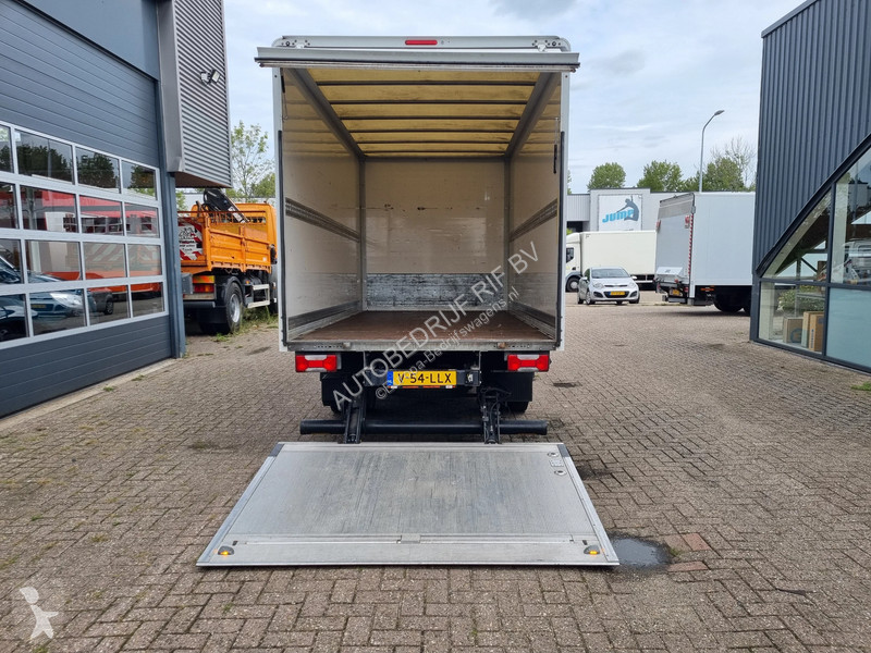 Veículo utilitário Iveco 35C16 D