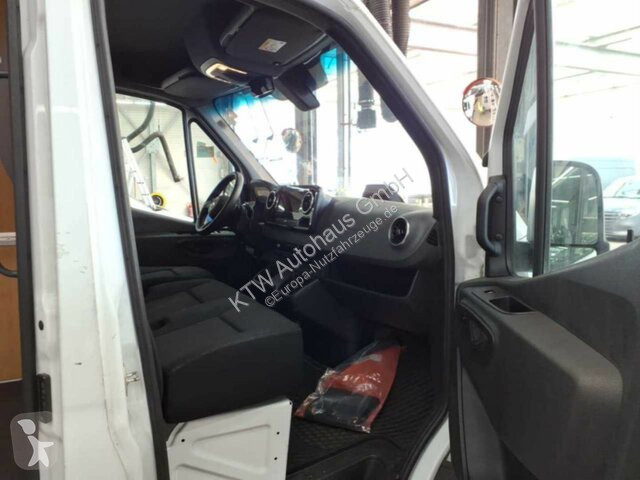 Autoutilitară Mercedes Sprinter 317...