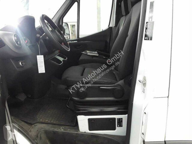 Autoutilitară Mercedes Sprinter 317...
