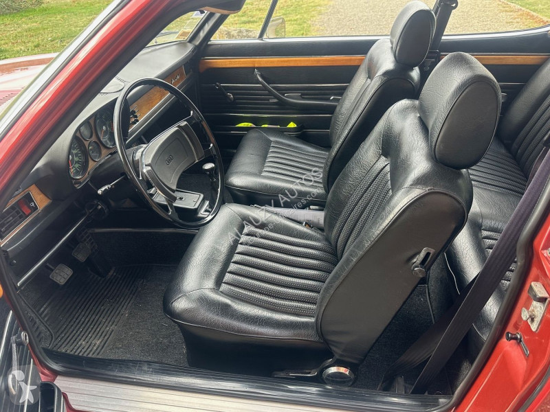 Véhicule utilitaire Audi S COUPE S