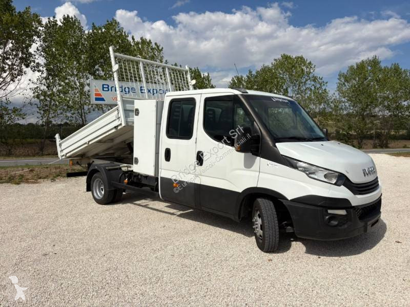 Veículo utilitário Iveco 35C14