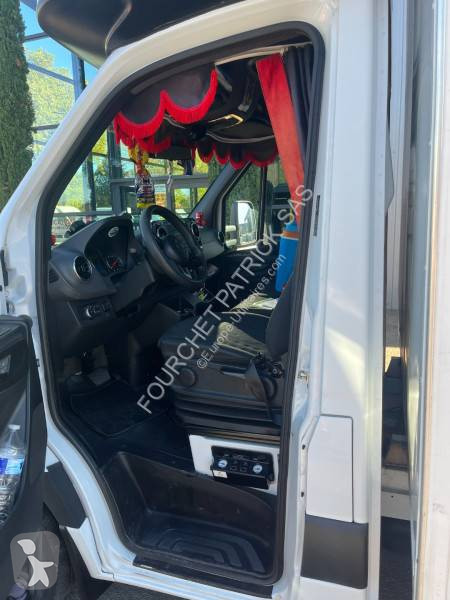 Véhicule utilitaire Mercedes 519 CDI