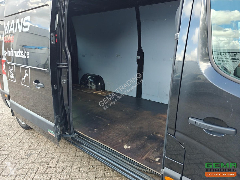 Užitkové vozidlo Renault Euro6B - L3H2 - Rear...
