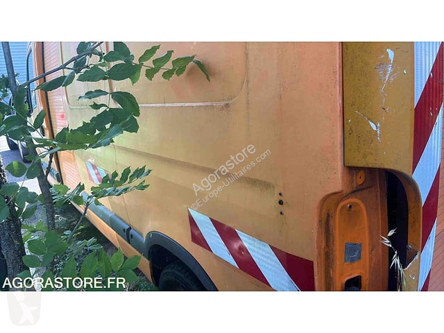 Véhicule utilitaire