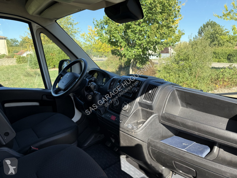 Véhicule utilitaire Peugeot L1H1 2.2 BLUEHDI...