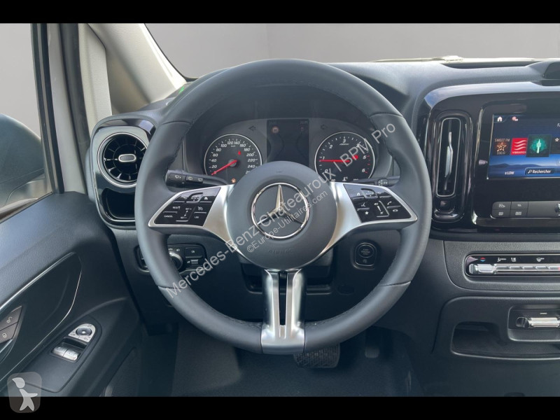 Véhicule utilitaire Mercedes 119 CDI Mixto Long...