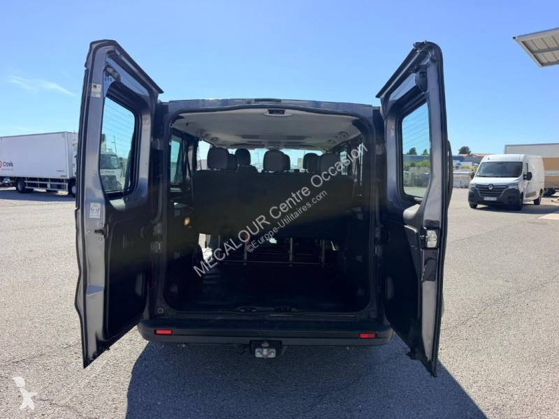 Véhicule utilitaire Nissan