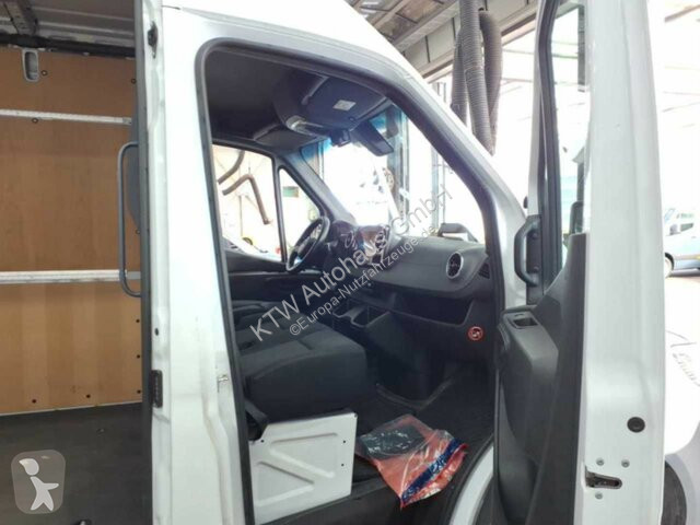 Užitkové vozidlo Mercedes Sprinter 317...