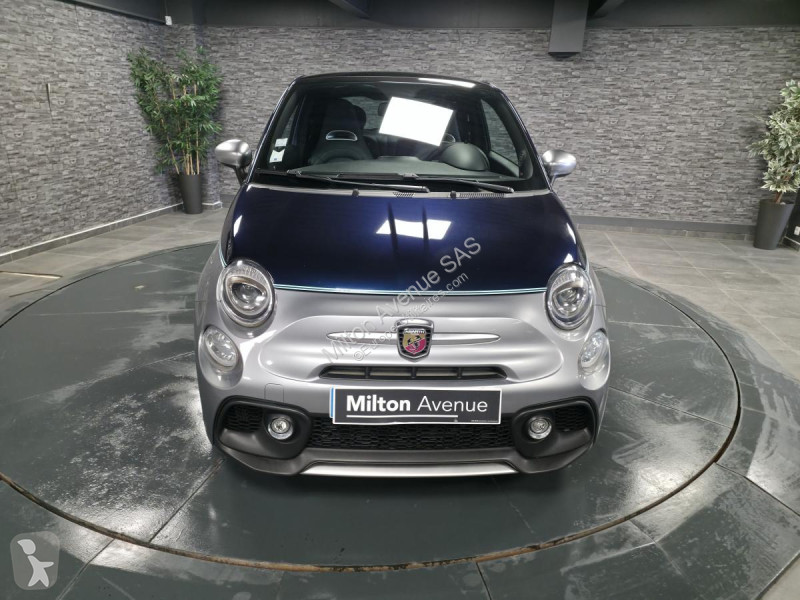 Véhicule utilitaire Abarth
