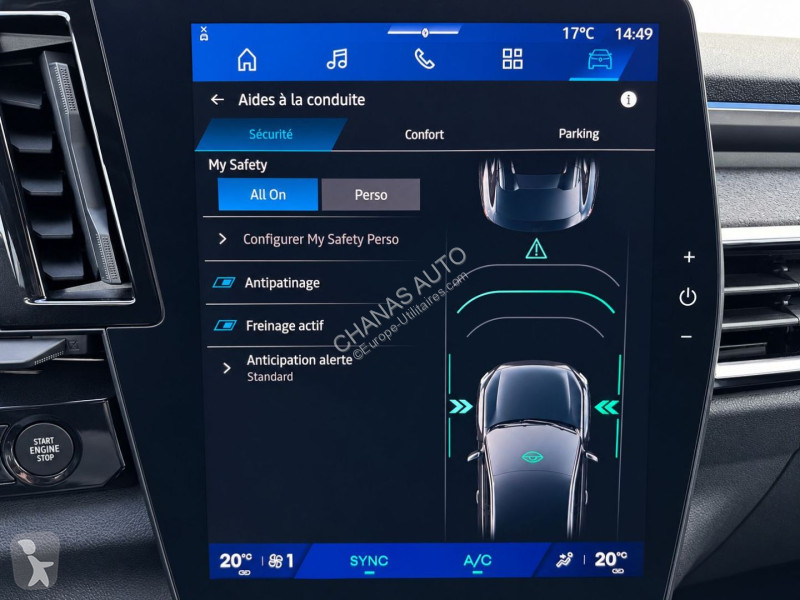 Furgoneta Renault 1.2 E-Tech full hybrid 200...