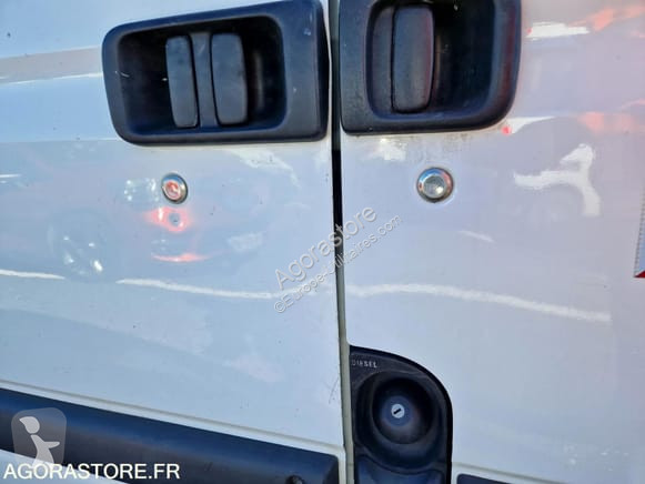 Véhicule utilitaire