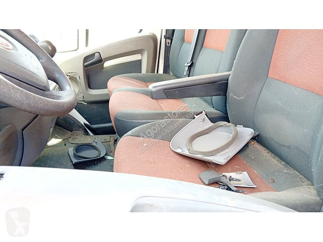 Коммерческий автомобиль Fiat DUCATO