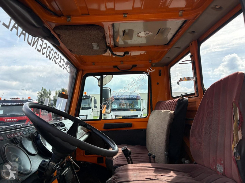 Samochód dostawczy Unimog + 4X4 + BJ 1977 +...