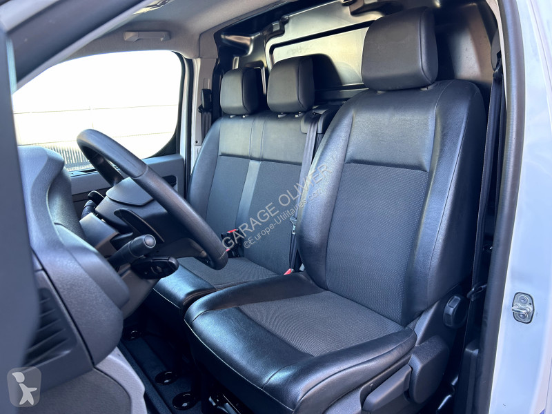 Коммерческий автомобиль Peugeot Standard 2.0...