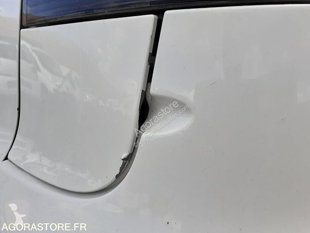 Коммерческий автомобиль