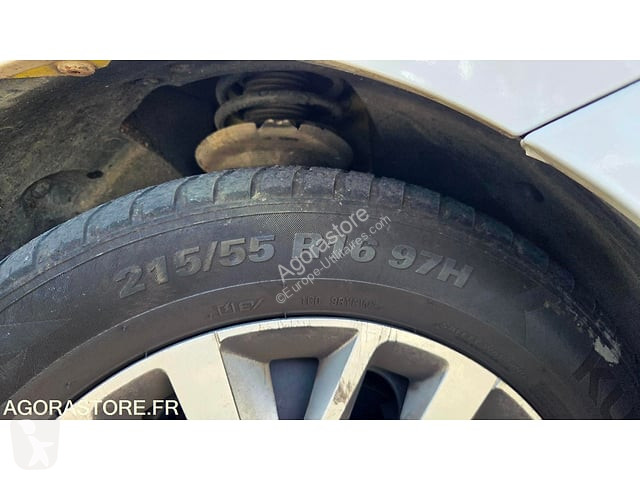 Коммерческий автомобиль