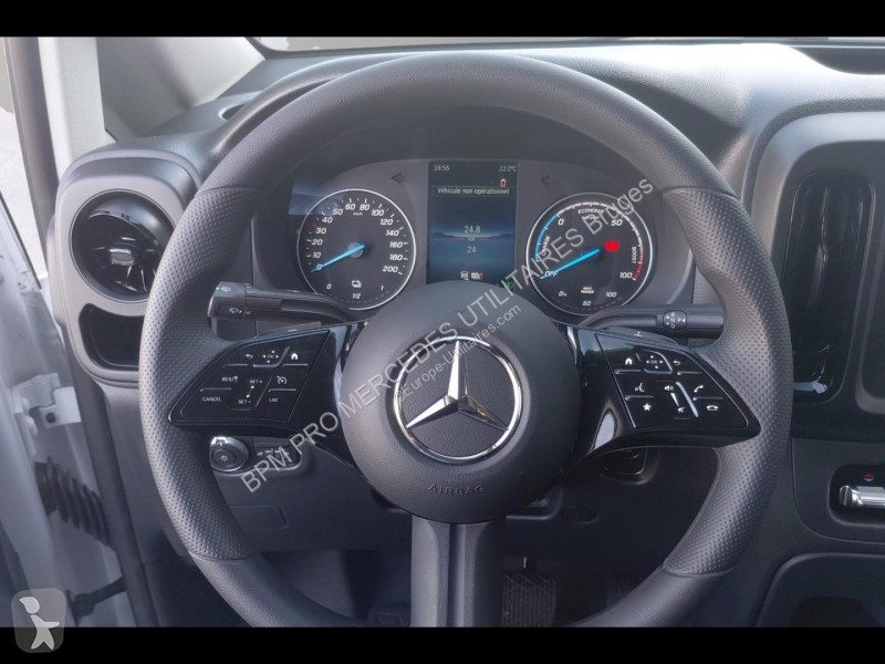 Коммерческий автомобиль Mercedes Vito Fg 112...