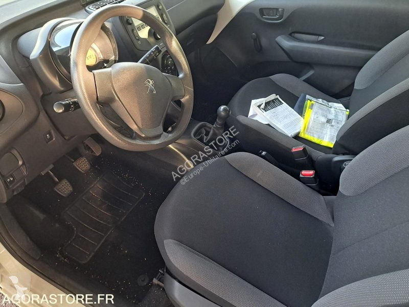 Samochód dostawczy Peugeot 108