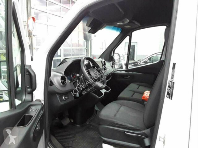 Samochód dostawczy Mercedes Sprinter 317...