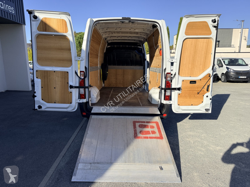 Nyttofordon Renault 2.3 DCI 145