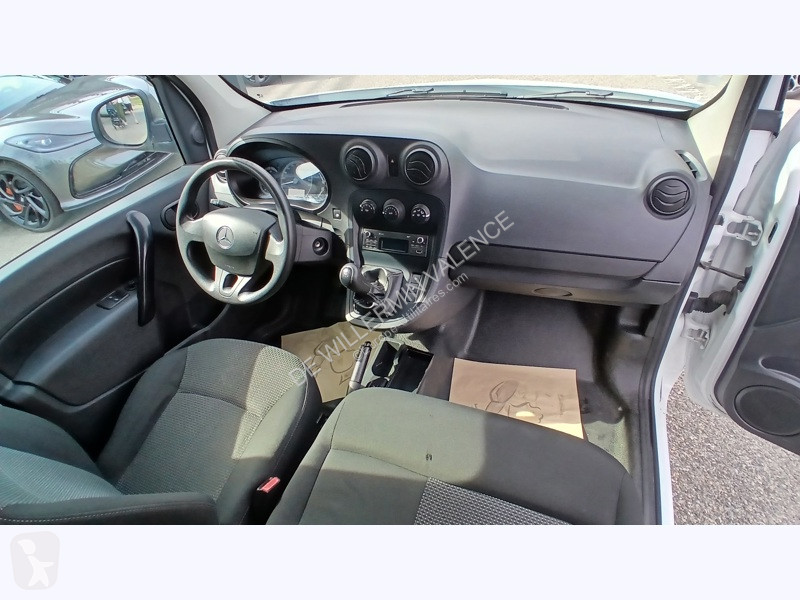 Nyttofordon Mercedes Baureihe 415 VS10 109 CDI...