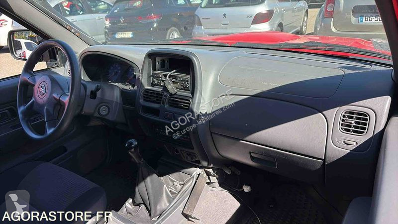 Nyttofordon Nissan KING-CAB