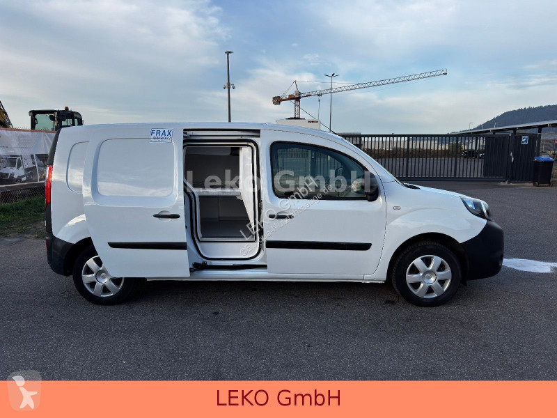 Коммерческий автомобиль Renault KANGOO EXPRESS...