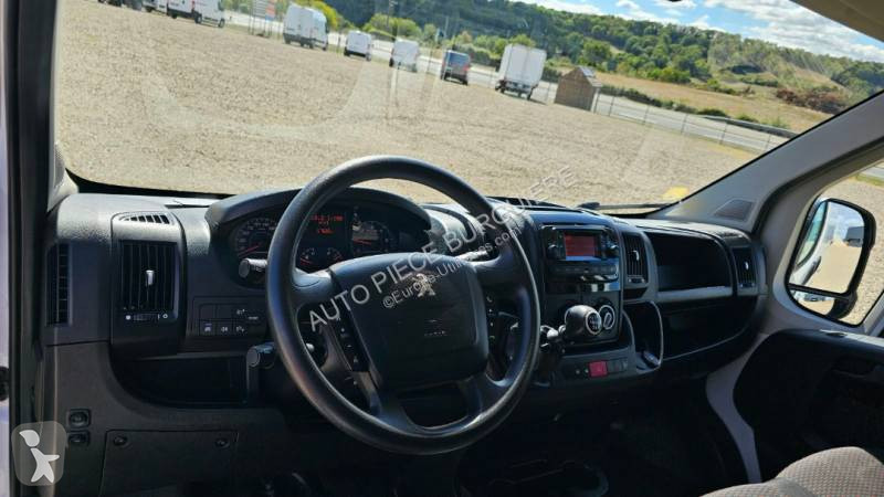 Furgoneta Peugeot 2,0L HDi 120