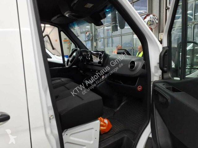 Samochód dostawczy Mercedes Sprinter 317...