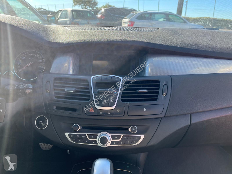 Furgoneta Renault 2.0 DCi 175 Estate BVA / CH779
