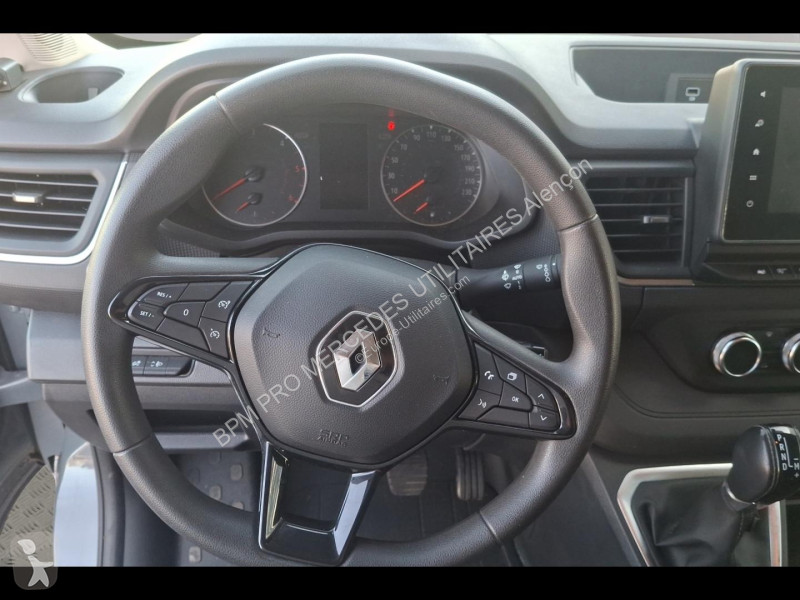 Samochód dostawczy Renault Fg L1H1 2T8 2.0 Blue...