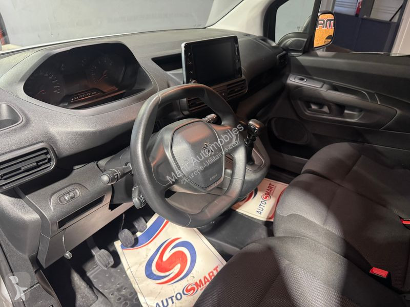 Véhicule utilitaire Peugeot PARTNER