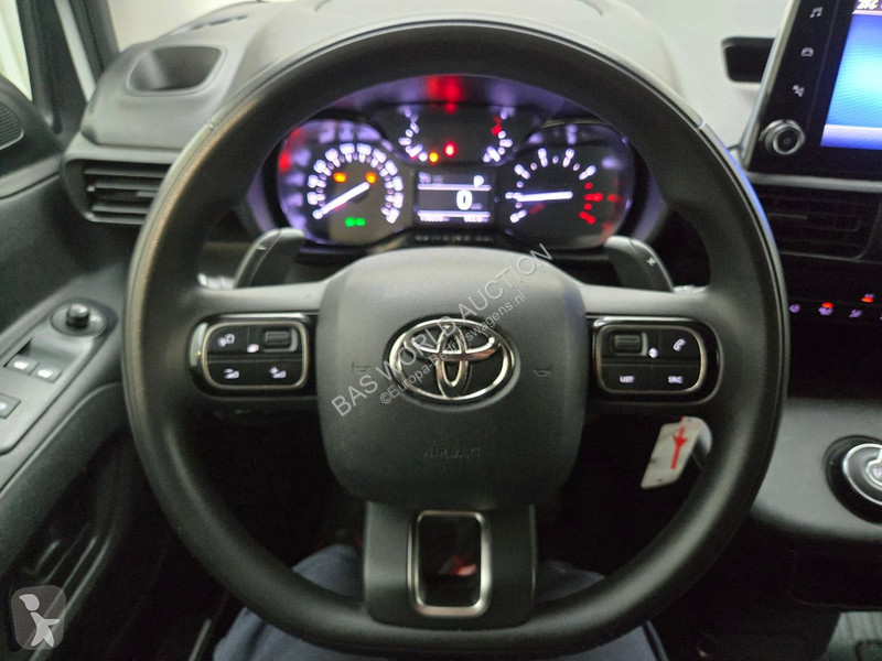 عربة نفعية Toyota 1.5 D-4D Live CITY
