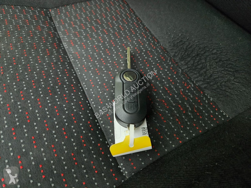 عربة نفعية Peugeot 435 2.0 BlueHDI L3H2 Pro