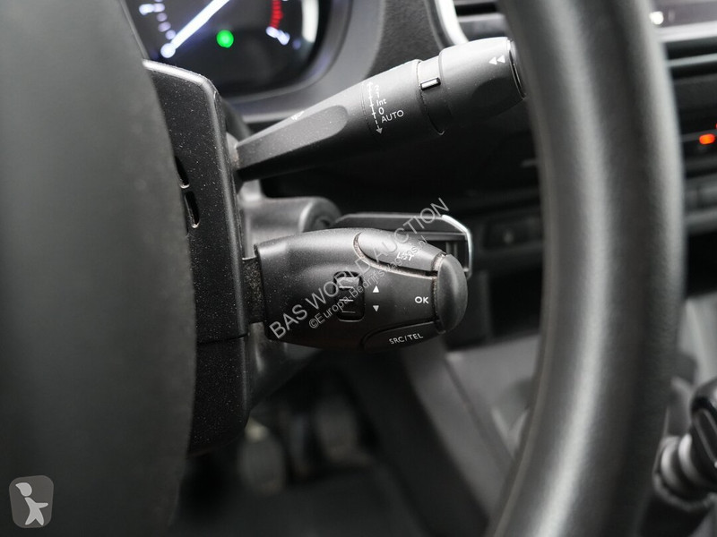 Autoutilitară Opel 145PK