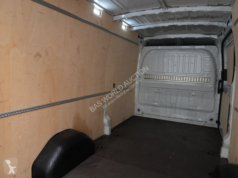 Furgoneta Maxus 9 9