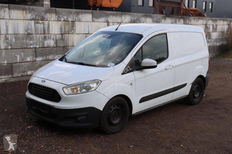 Furgoneta Ford Courier