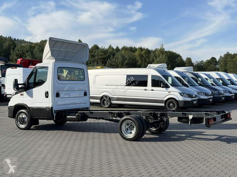 Furgoneta Iveco 35C18