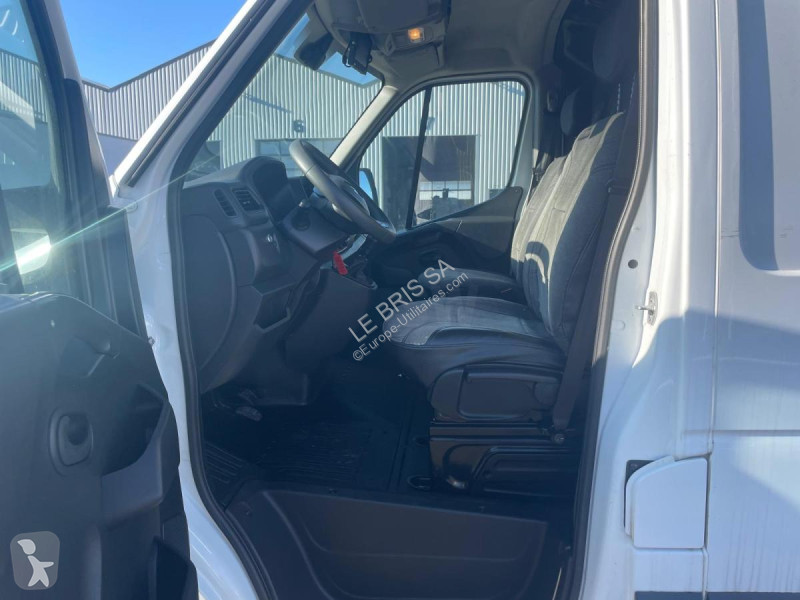 عربة نفعية Renault