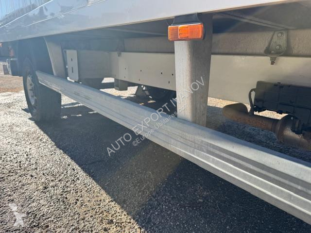 Autoutilitară Renault DCI 145 CAISSE HAYON