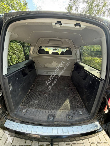 Samochód dostawczy Volkswagen Kombi Maxi