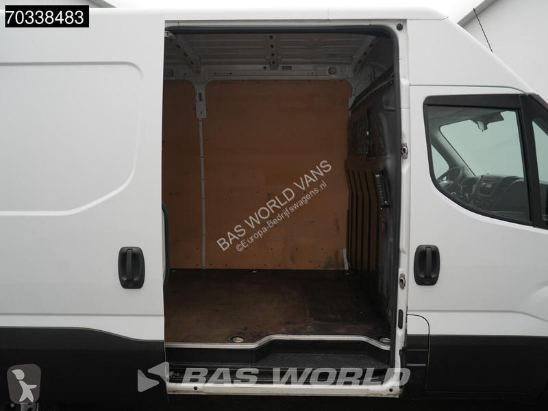 Samochód dostawczy Iveco 35S21 3.0L L2H2 3,5t...