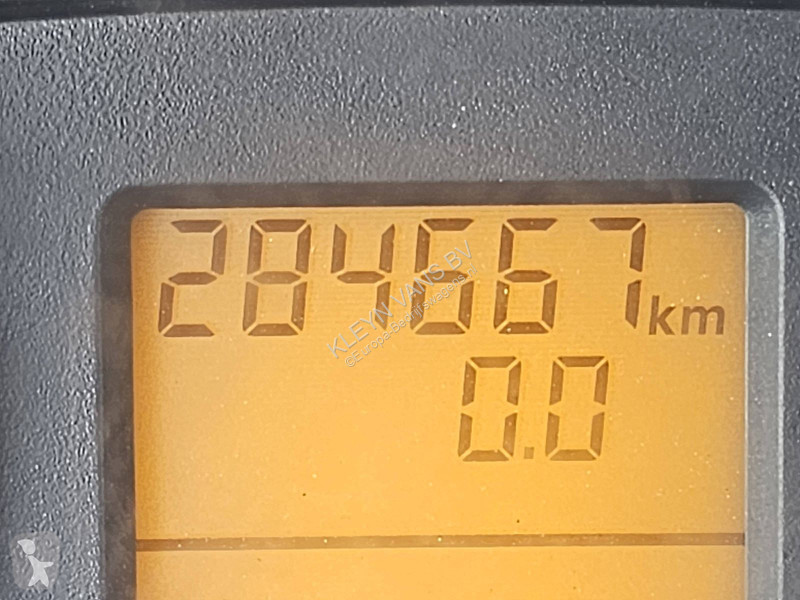 عربة نفعية Mercedes 213