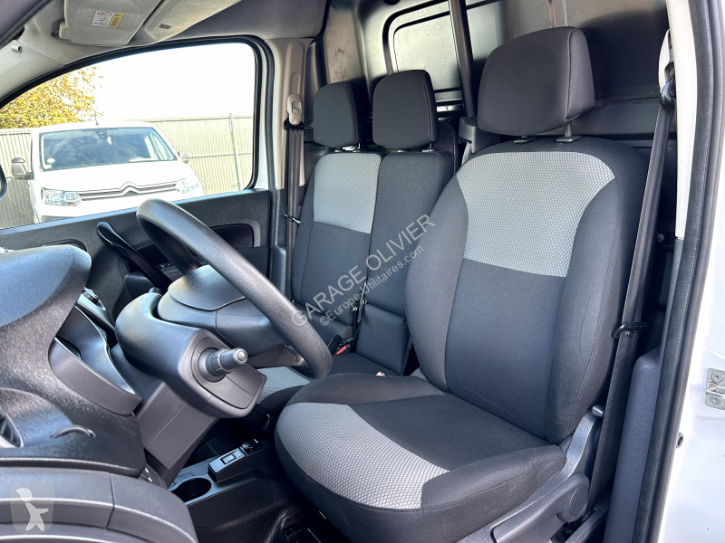 Лекотоварен автомобил Renault 1.5 dci Grand...