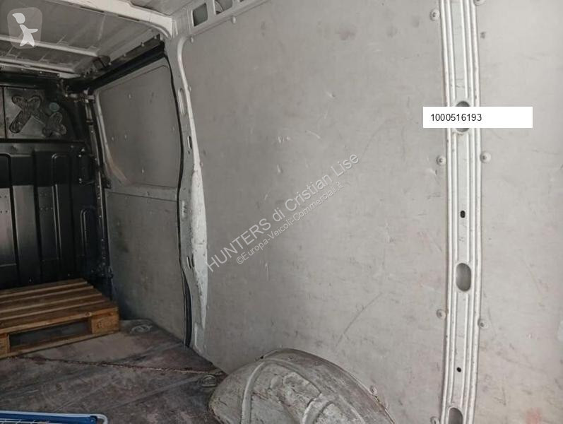 Autoutilitară Iveco